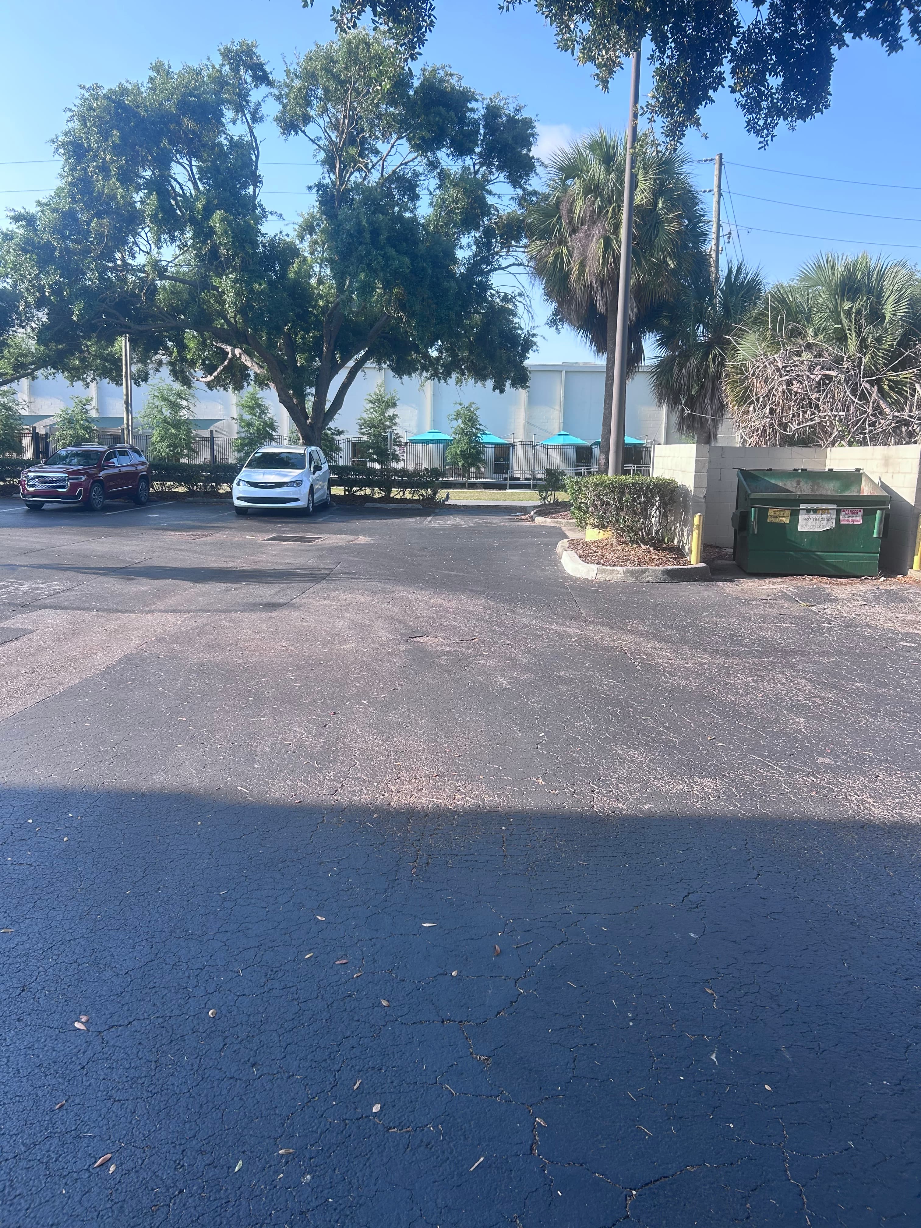 Commercial property grounds Central Florida